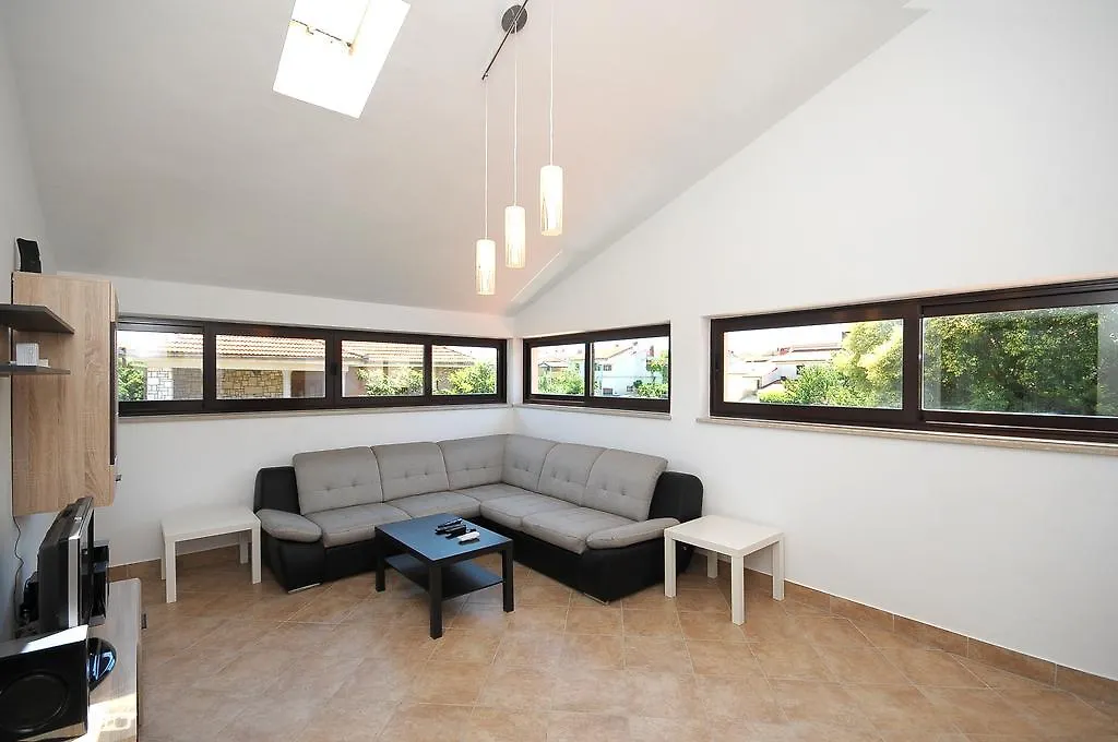 Apartament Vv Pula 0*,  Kroatien