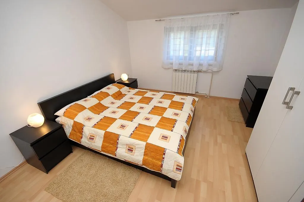 Apartament Vv Pula