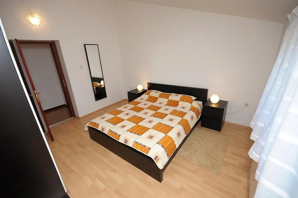 Apartament Vv Pula